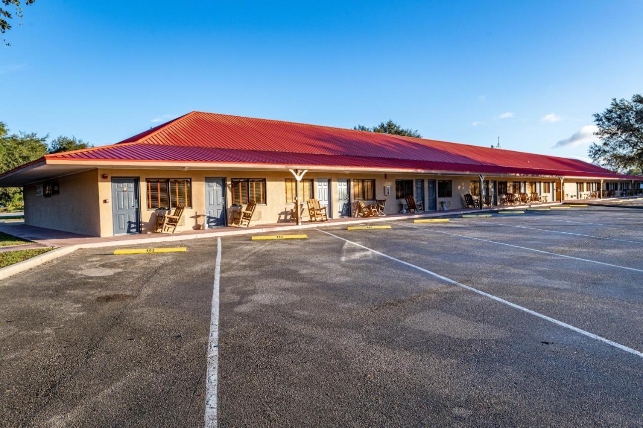 Camp Mack Lodge, Marina & Rv Resort Lake Wales Exterior foto